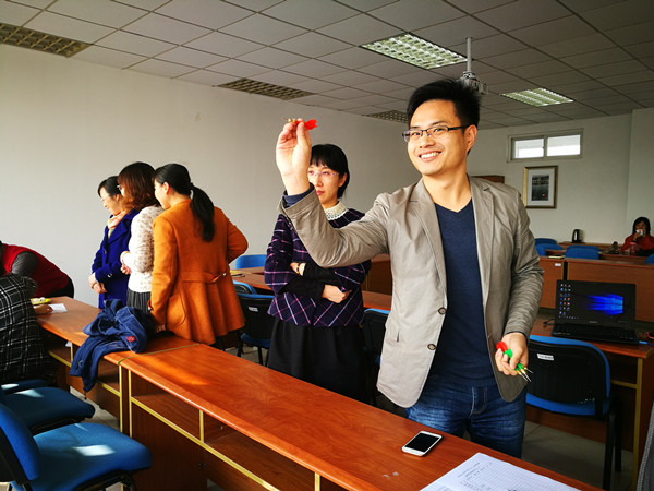 91娱乐官网
分工会举办“学习十九大、全面奔小康”金秋游艺活动